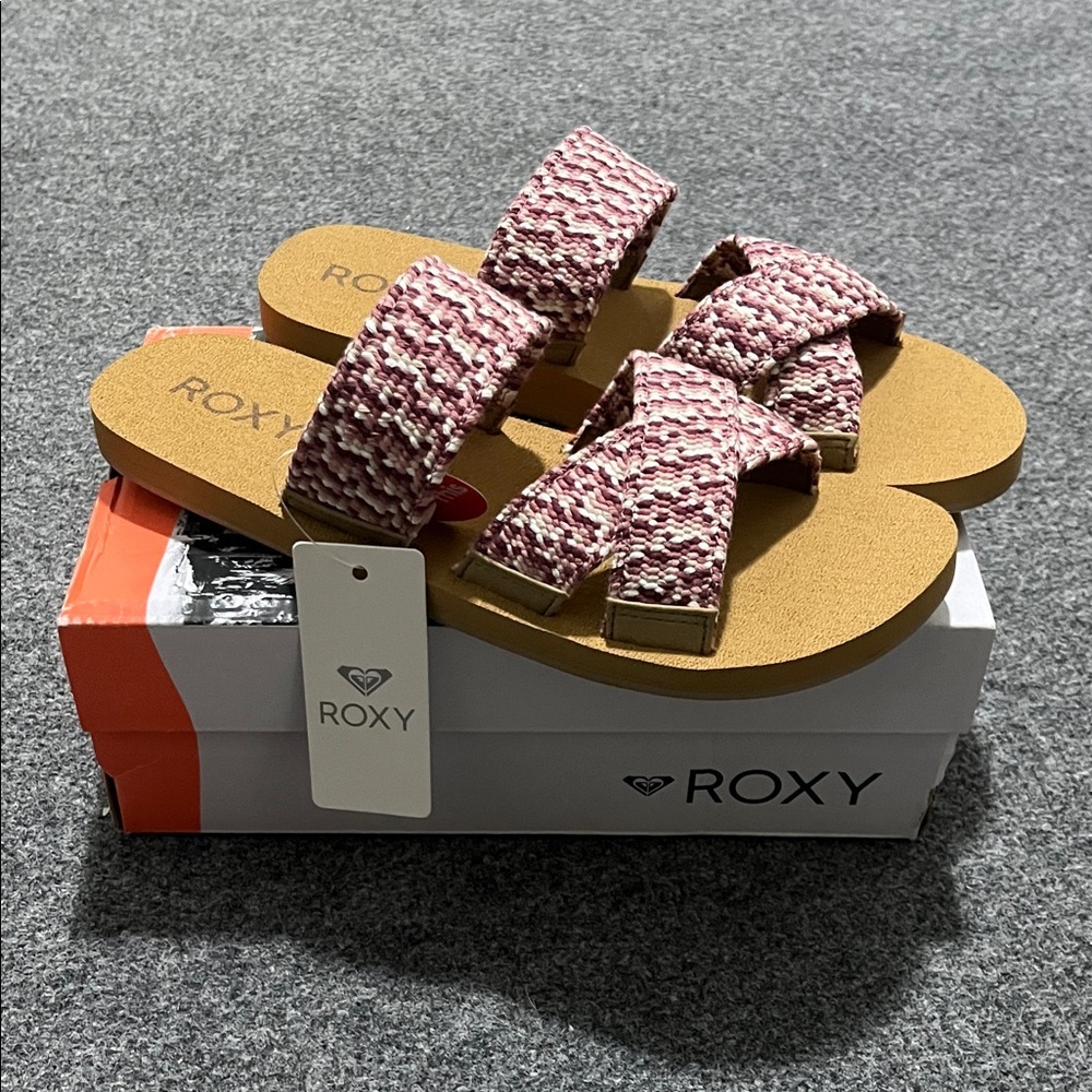 Roxy Pink, White and Burgundy Woven Sandals